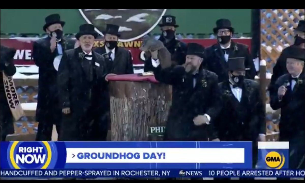 Pidge49's tweet image. 6 more weeks of Covid19