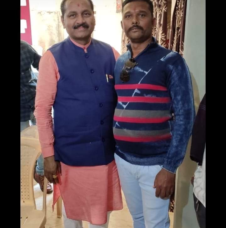 Gopalparmar007's tweet photo. સુરેન્દ્રનગર જીલ્લા મિડીયા સેલ મા જીલ્લા સહ કન્વીનર તરીકે મારા મામા નિતે��ભાઈ જાદવ ની નીમણુક થતા તેમને ખુબ ખુબ અભિનંદન ઉત્તરોત્તર પ્રગતી કરો એવી શુભેચ્છાઓ..@iPankajShukla @Mukesh_Langaliy @abhaysinh_chavd @CRPaatil @KiritsinhJRana https://t.co/TPZOiwJ8DC