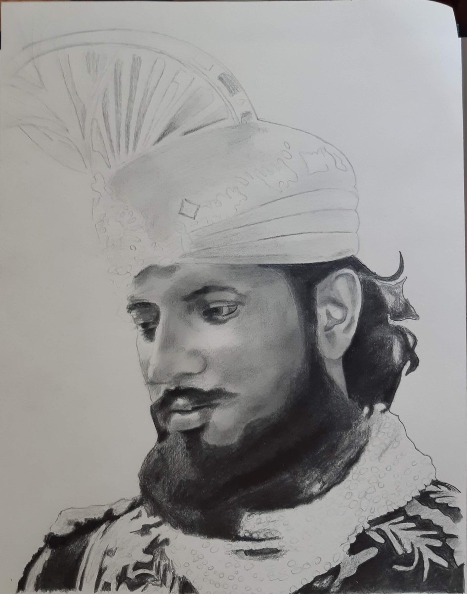 Each stage brings FURTHER #development...

#portrait #pencil #pencilportrait #pencilportraitdrawing #pencildrawing #pencildrawingart #drawing #derwentpencildrawing #beard #actor #filmextra #filmcostume #turban #drawingwip #wipart #art #artist #portraitist #drawingdevelopment