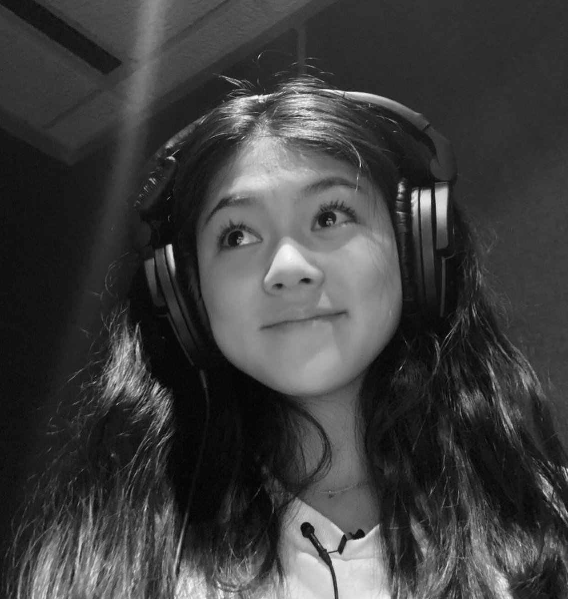 bscthinker's tweet photo. she’s so 💗💓💞💘 https://t.co/JuySnT0Wp0