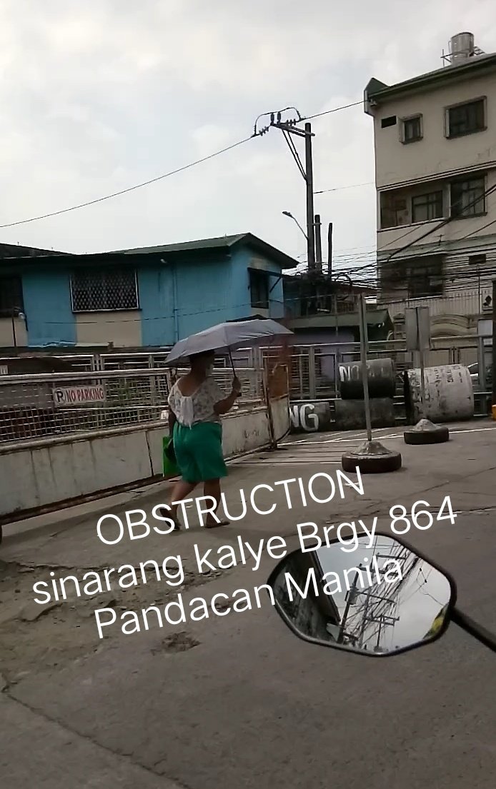 WILLIEBOYBLUE4's tweet photo. Obstruction mga kalyeng may gate pra sa illegal parking sa Brgy 863,864 pandacan manila @IskoMoreno @Official_DILG @MMDA #Obstruction #ClearingOperation #MabuhayLane https://t.co/hNyFlOr510