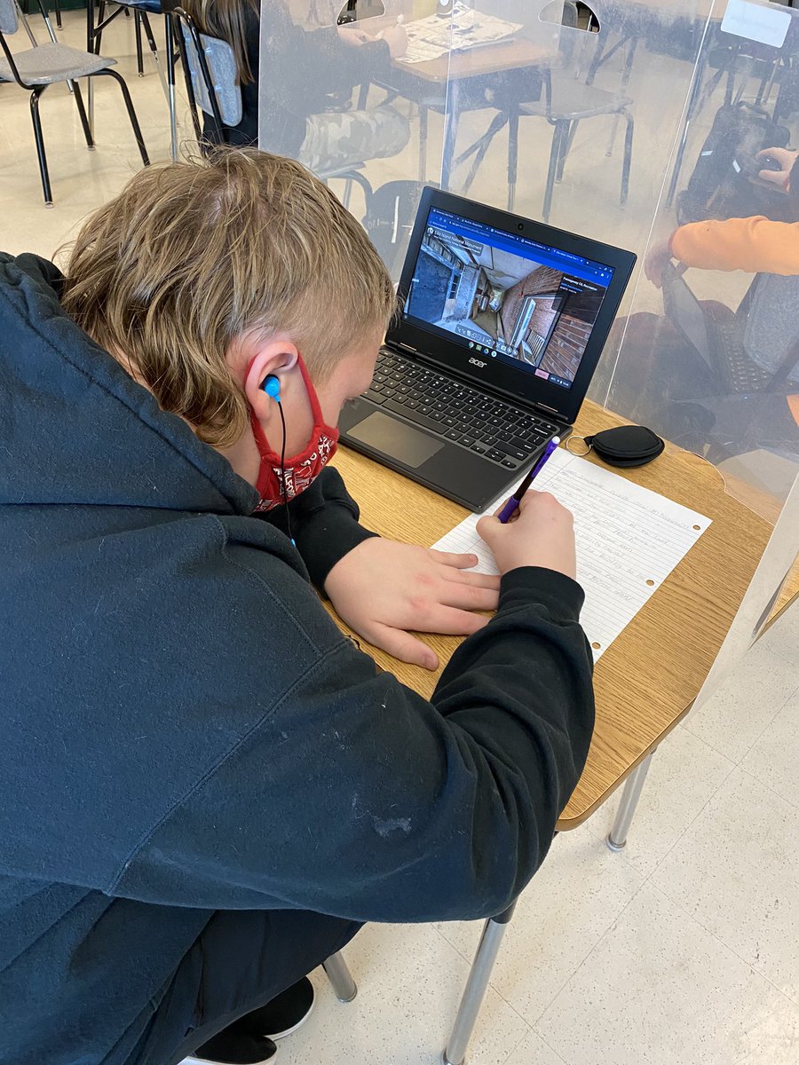 Katie Nobiling tweet media