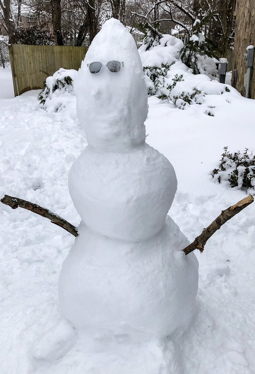 Erinarmendinger's tweet photo. @TollGateGrammar snowy days:) https://t.co/jQlPSeb3SC
