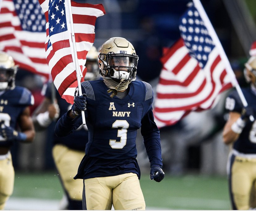 Francescobar0ne's tweet photo. Wow. Blessed to have earned an offer from THE Naval Academy ⚓️⚓️ @JMacDonald_Navy @Red_Zone75 https://t.co/FeG5vUdqPI