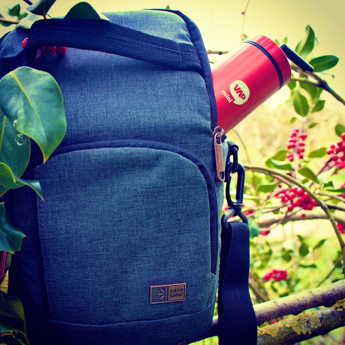 MiniVAP's tweet photo. La naturaleza es mi #medicina (Sara Mos)

#MiniVAP #Vaporizador #Vaporizer #HechoEnEspaña #MadeInSpain #DiseñoEuskadi #EuskadiDesing #Bienestar #Wellness #Salud #Health #Terapéutico #Therapeutic https://t.co/BK5W3PEKng