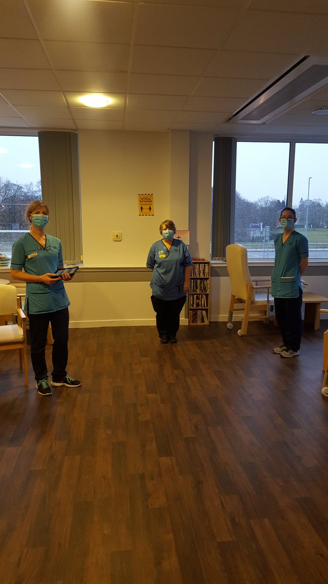 Slick operation at New Vic today.All adult inpatients over 75 have had their 1st Covid Vaccine.Thanks for your support guys <a href="/NHSGGC/">NHS Greater Glasgow and Clyde</a>