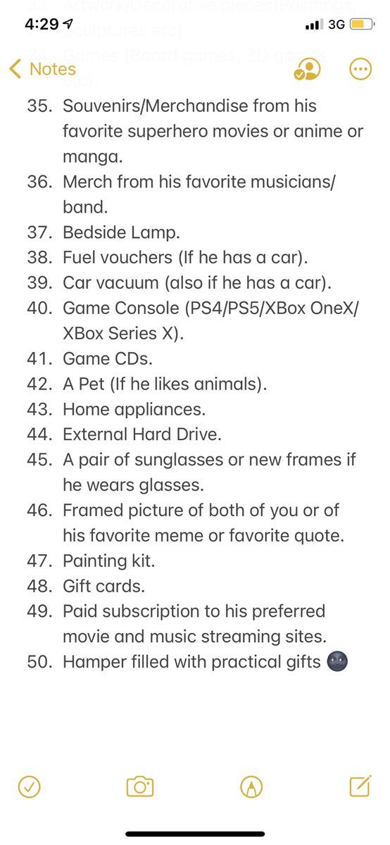 Eunique_Closet's tweet photo. 50 gift ideas for men - I compiled a list of simple and (mostly) affordable gifts you can get your male friends/brothers/boyfriends/husbands. This was inspired by a post made by @akintonmide with extra inputs from @__chert and @Sowutuom_Mayor. I hope this helps someone. https://t.co/a0mWbkTz5y