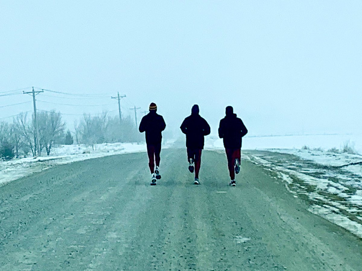 Not a secret why these guys are good. The camera doesn’t do it justice but, pretty cool scene with the thick fog on the dirt roads surrounded by white Snow. 3 of the NCAA’s best grinding it out. #Run4ISU #GetTough