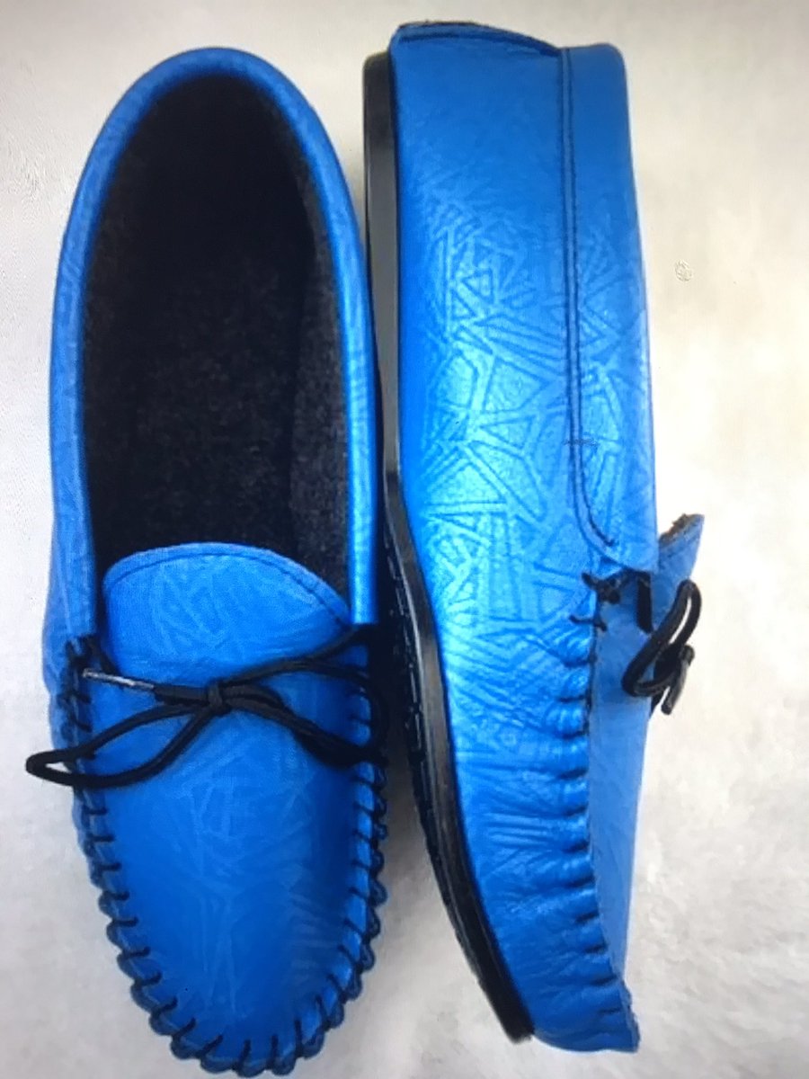 Available in size 8 only are these ladies leather moccasin with lining and hard soles which were £25 but now just £12.50 plus P&amp;P. Follow <a href="/DaneCrafts/">Dane Crafts</a> #Glastonbury #Somerset proudly Made in  #Britain 🇬🇧 from @MadeinGB2013