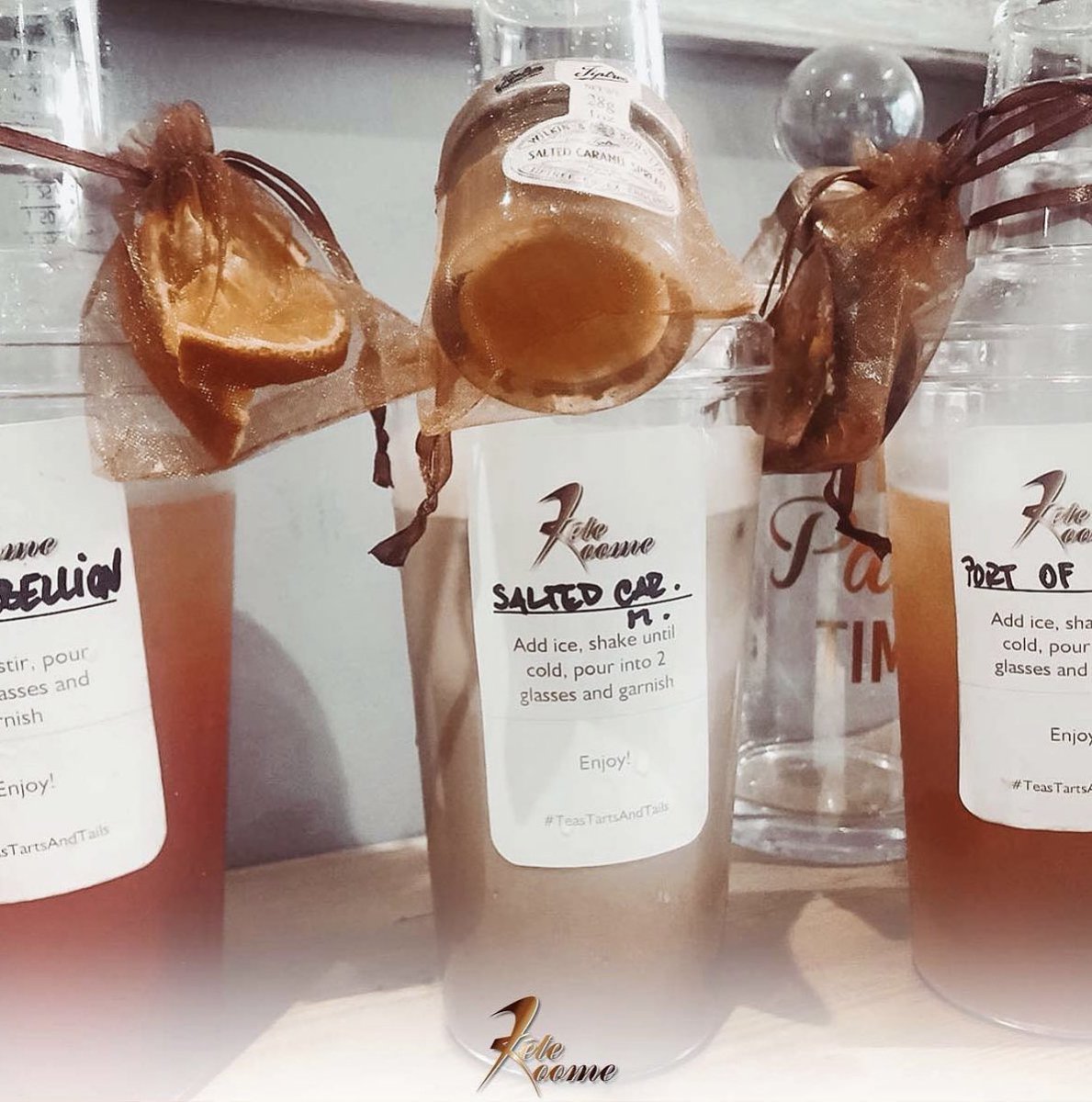 FeteRoome's tweet photo. Order your very own @fetelounge cocktails to your door.
https://t.co/gBayqKWKW8

#fetelounge #supportlocal #Cocktails #TakeawayCocktails #CocktailsAtHome #teastartsandtails #feteroome #supportsmallbusiness #platters #supportlocalbusiness #essexfood #essextakeaway #deliveroo https://t.co/E6lrzDxehT