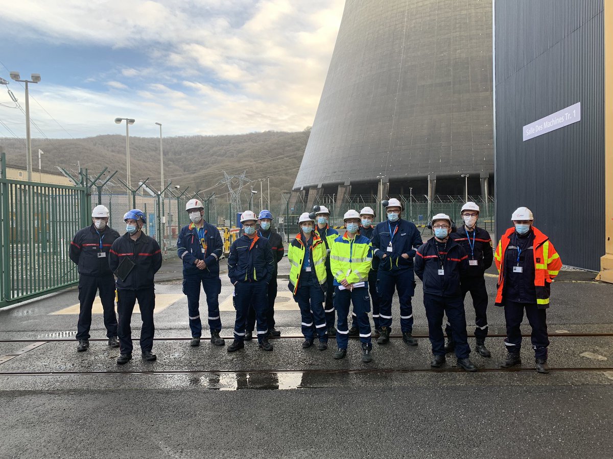 frenneauxp's tweet photo. Aujourd’hui visite des installations du #CNPE de CHOOZ pour un «  calage de l’œil » sur le domaine de #incendie avec le service Conduite @EDFChooz et les collègues du @sdis08 #GOP.
Très bons échanges sur la #prevention et sur #operationnel 
#OSPP https://t.co/gt2W9EzWZ0
