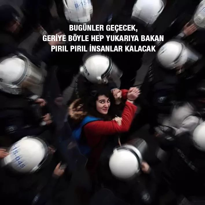 Günün Fotoğrafı!  #AşağıBakmayacağız
#BoğaziciAblukada