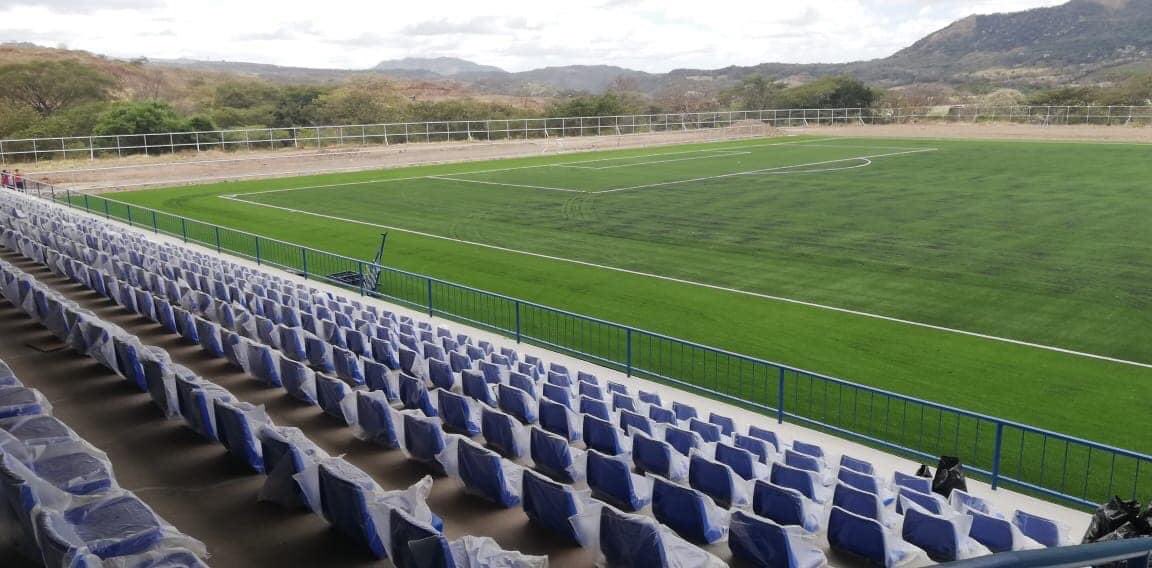 kybel_sapita31's tweet photo. ❗FENOMENAL🏟️ | Nuevo Estadio de Fútbol en #Matagalpa listo para inaugurarse en los próximos días.
#SeguimoCambiandoNicaragua
#DanielMiPresidente2021
#PLOMO19 
#02Febrero 
#HijosdeSandino 
@ElChatelSandini @Magnum79_Nica @DrSuazo915 @HijosdeSandino https://t.co/k06zaPCDeW