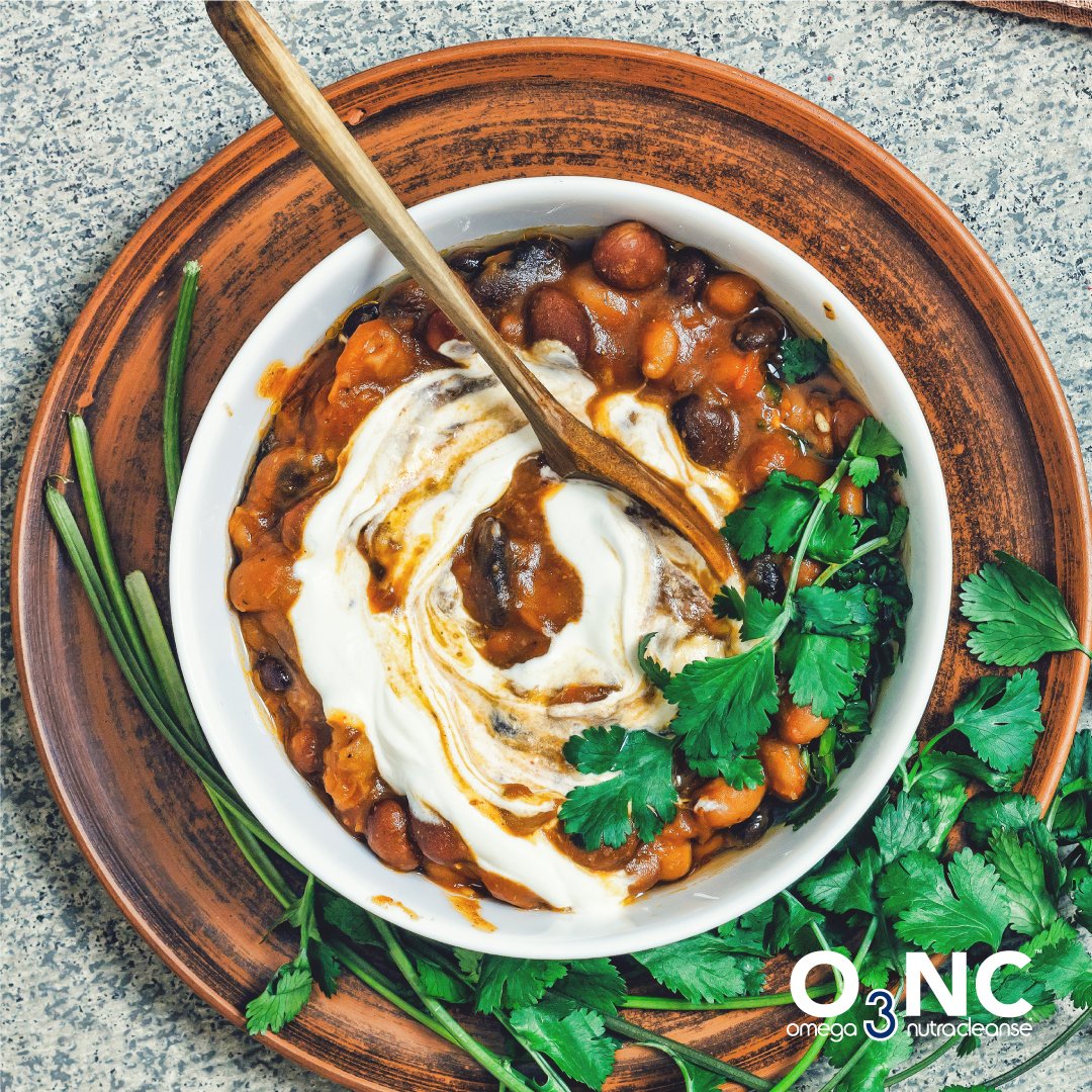 NutraCleanseTM's tweet image. It’s Chili Out There ❄️ Warm up with our O3NC vegetarian chili! Find the recipe on our website, link in bio.

#highfibre #vegetarian #healthyrecipes #ahealthyoutsidestartswithahealthyinside #healthylifestyle #O3NC #nutracleanse #healthandfitness