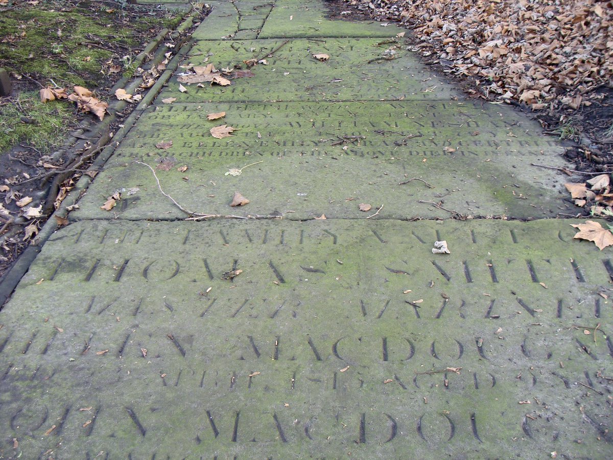 The churchyard contains many famous Newcastle names - Avison, Beliby, Charlton, Milburn, Newton, Clennell, Surtees. Also those who helped build the city- masons, builders, brickmakers, plumbers. @Old_LowLight  @PJDThomas  @KerryAtkin1