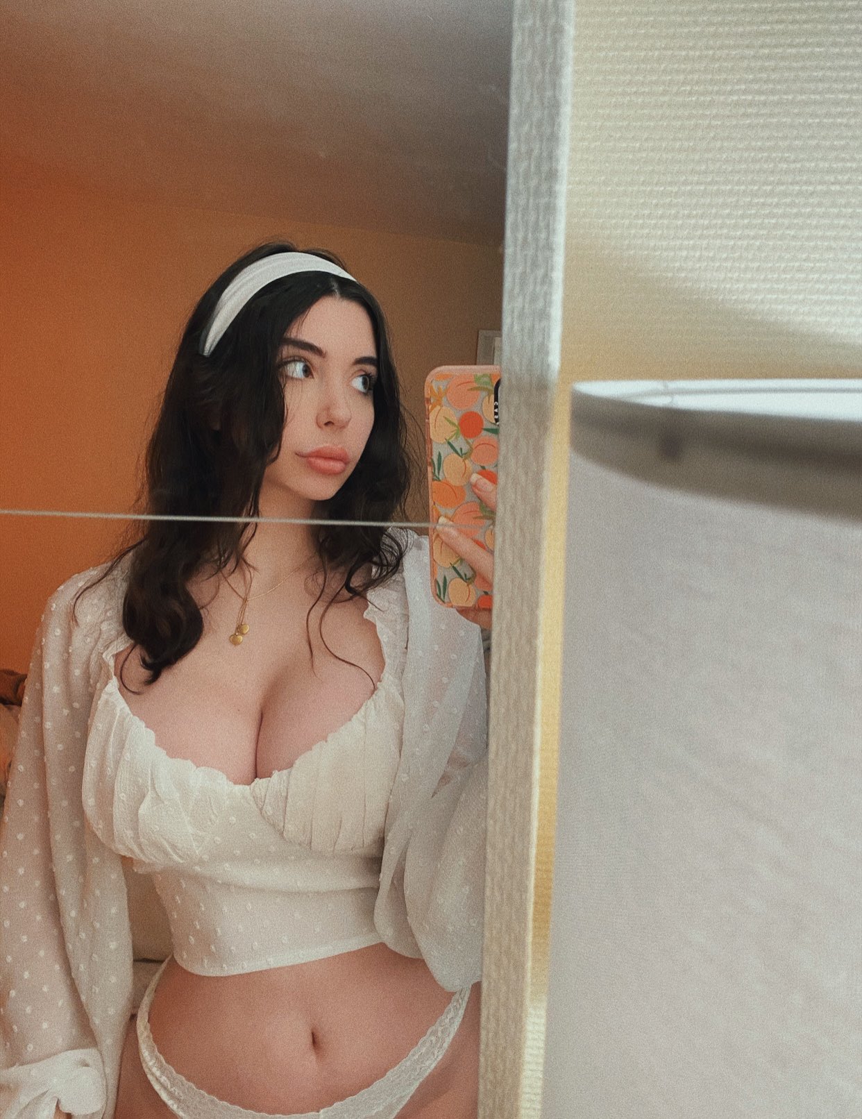 tori on Twitter: "i feel like a fairy princess in these 🌱🌸🦋🧚🏽‍♀️