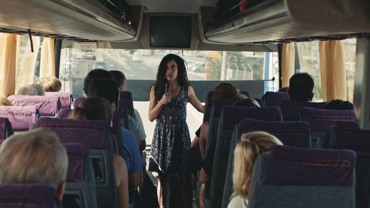 SinFinPelicula's tweet photo. @Alsa_autobuses @fluorescntsara @javierrrey y @laleonademaria sí que han cogido un #AlsaPorAmor @Alsa_autobuses. 
Podéis verles en @SinFinPelicula de @LosAlendas el próximo 12 de febrero en #SomosCine 🎬 de @rtve 
👉https://t.co/BVd8kiSXzy 
🏠#CineEnCasa #SanValentin2021 @PremiosGoya https://t.co/16gjiK7TrL