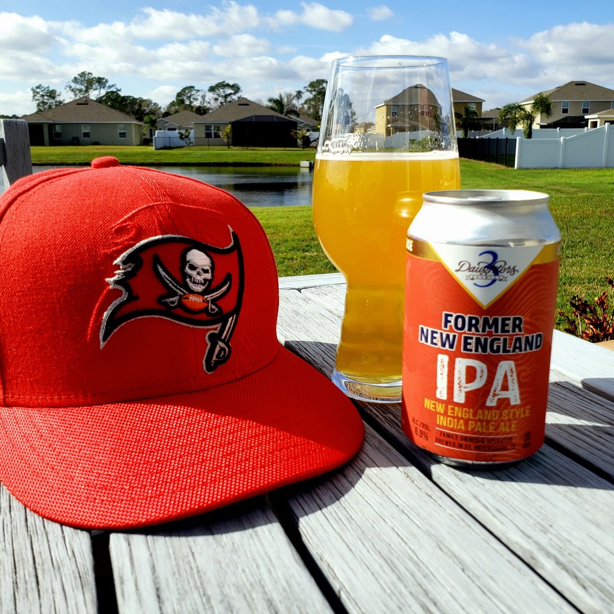 TheELBushman's tweet photo. Today's #IPAofTheDay is from our partners @3daughtersbrewing #NewEnglandIPA!

#GoBucs have their very own former New Englander in #TomBrady and what better way to cheer on a #SuperBowlLV with this tasty beer

Tune into tonight's Live episode of @PlayTheBayTB  at 8pmEST https://t.co/7NcNM85hRQ