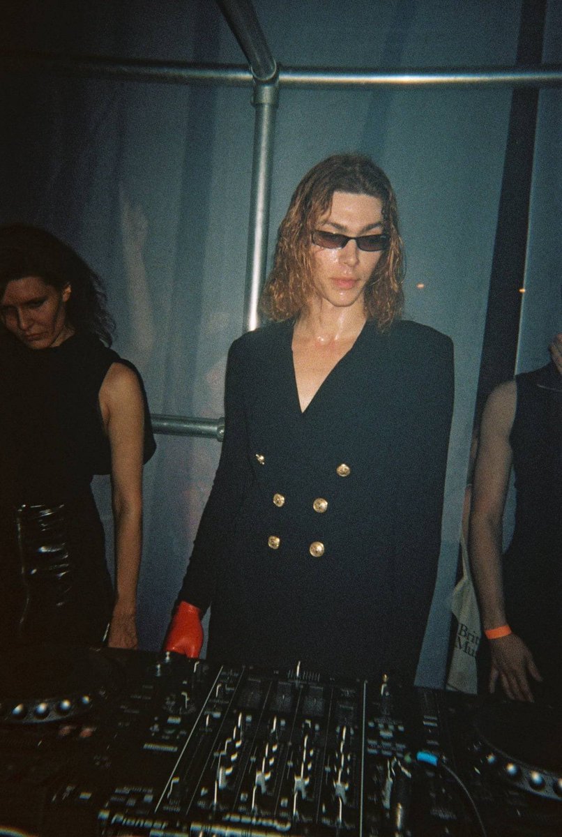 gracecamille_'s tweet photo. SOPHIE in glasgow, 2019 https://t.co/7RctVQnV6J