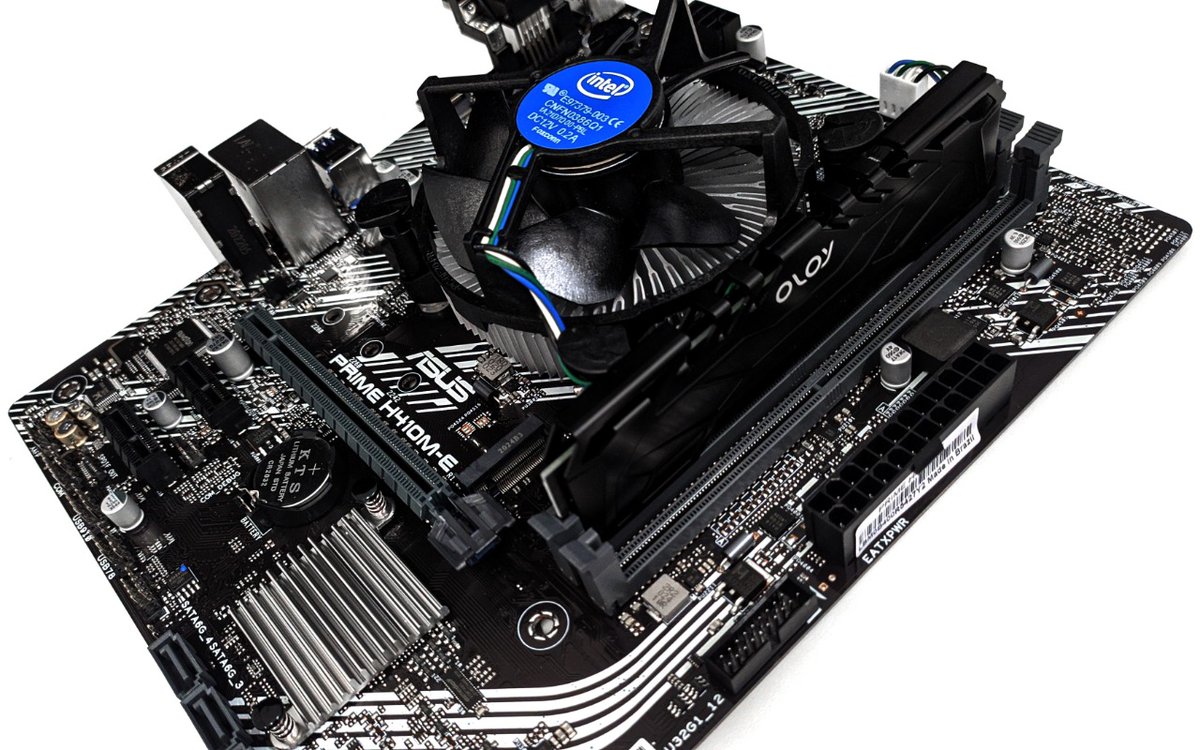Terabyteshop's tweet photo. Turbine sua máquina! ⭐
Nada como ter um equipamento premium com nosso Kit Upgrade. CPU Intel, MOBO Asus e memória OLOy. 🔥
⬇️Compre agora:⬇️
https://t.co/OIJPh8Dp52
#terabyteshop #kitupgrade #intel #asus #oloy https://t.co/agUfEmBw4x