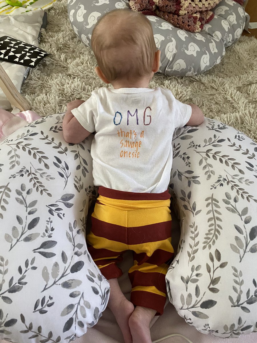sara_ashleyy1's tweet photo. Ohhhh my god, now that’s a savage onety-one week old! Lola is the ultimate HQt #HQtrivia #HQt #onetyone #savage #onesie @mattwasfunny https://t.co/mwdJaTE1zS