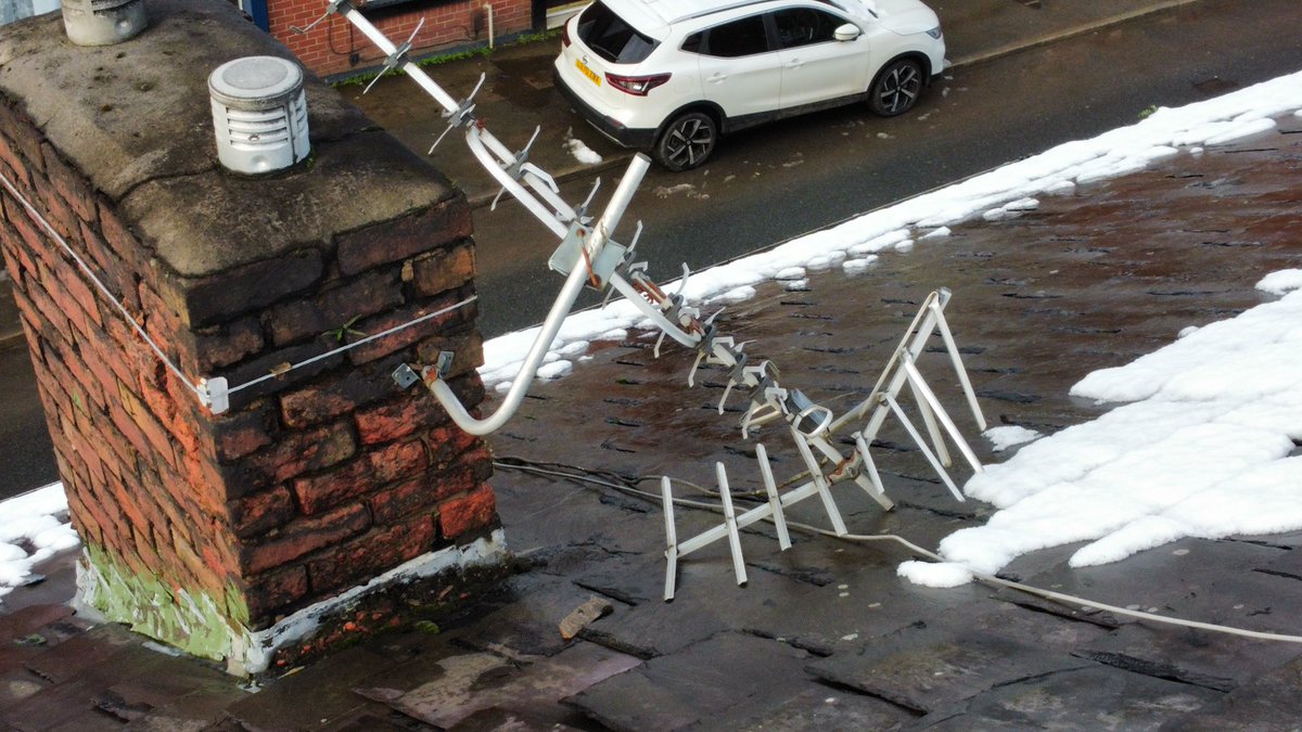 GWWRIG's tweet photo. With one of our inspections, you can be rest assured if there is a problem..weโll find it!
https://t.co/HMfQwYvtrF Email: info@uav-ltd.com
#inspections #roofers #builders #antennarepairs
#coptrz #wearebuzz #uavhub #dronesaferegister #suas https://t.co/488utuJOnR