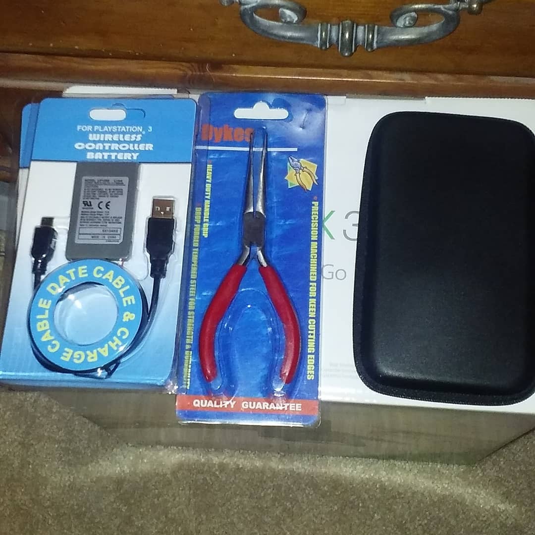 Superjerry13's tweet photo. Trying my hand at battery replacement in my #ps3 controllers soon. Let's hope it goes well. #retro #consolerepair #controllerrepair #battery #sony #batteries #lockdownskill #retrogaming #playstation3 Wish me luck @TronicsFix and @SpawnWaveMedia https://t.co/tXtZBAUuXJ