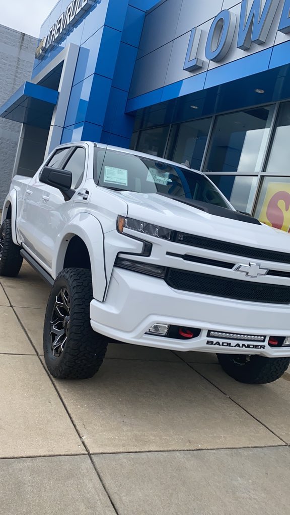 ryandagr8whit's tweet image. 2021 Silverado 1500 BADLANDER 6.2L      #BADLANDER #Tuscany #Silverado #trucksales #messageme @GM