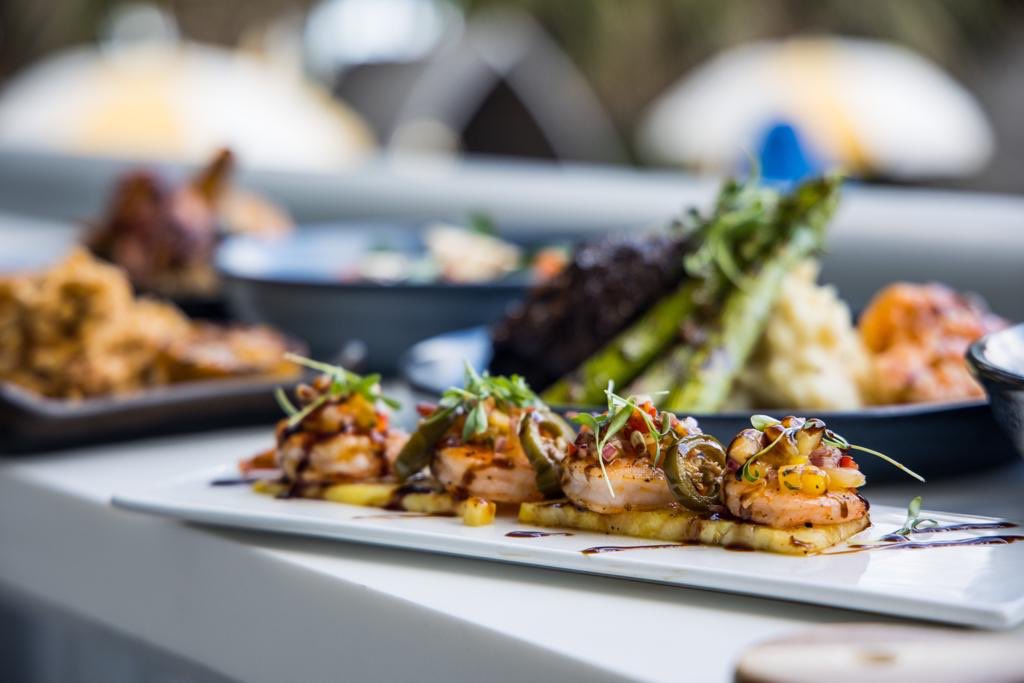 AllisonBarMiami's tweet photo. New menu 🚨 here’s a sneak peek at some of our new #deliciousfood. #miamibeach #miami #beachbar #lunch #dinner 😋 https://t.co/Y41rjGB8Fb