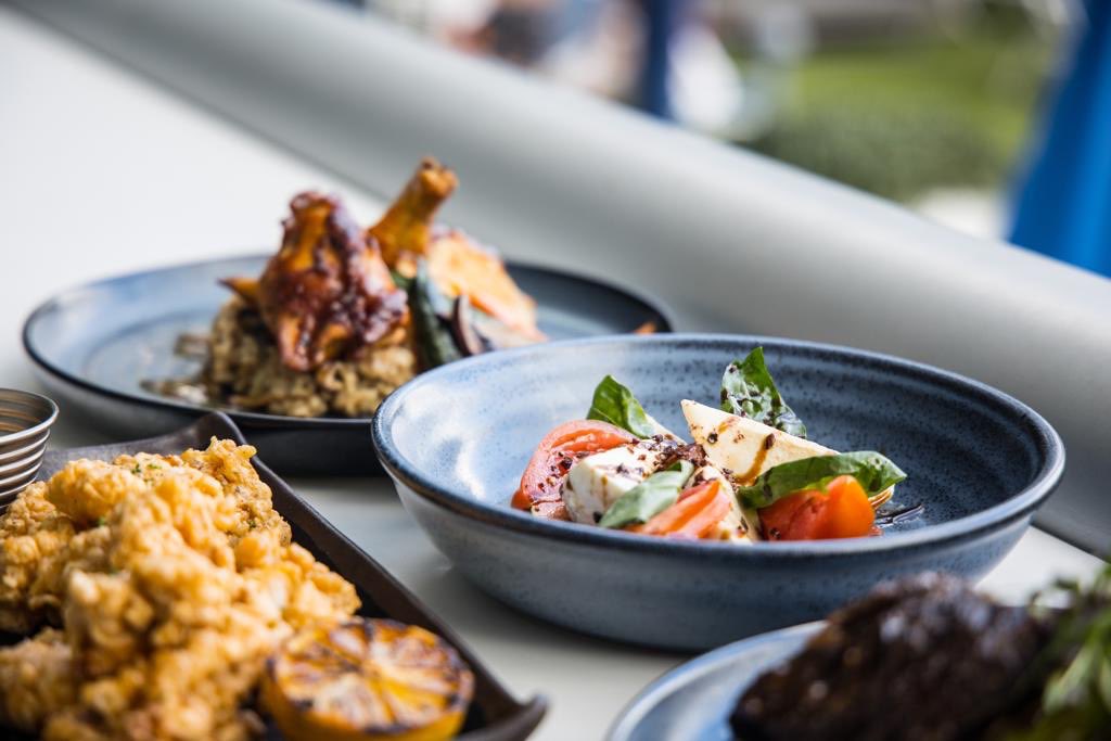 AllisonBarMiami's tweet photo. New menu 🚨 here’s a sneak peek at some of our new #deliciousfood. #miamibeach #miami #beachbar #lunch #dinner 😋 https://t.co/Y41rjGB8Fb