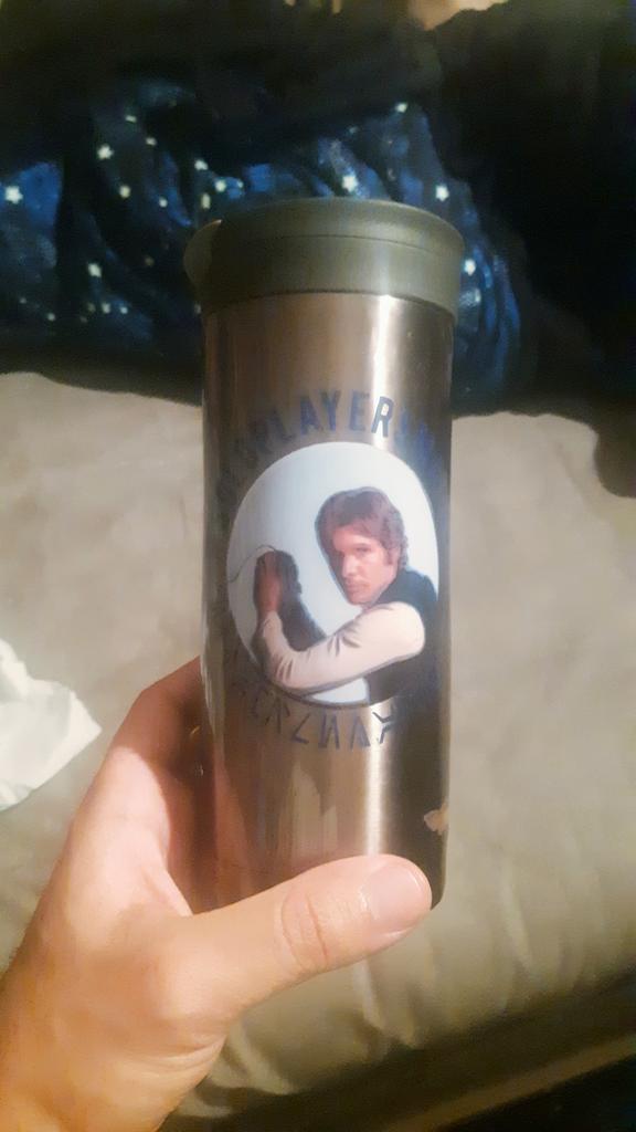 rlglitchgaming's tweet photo. A great friend of ours, @Heat_Advisory sent over an awesome gift with a soloplayersmatter cup and Star Wars emblems, including that of our gaming community - SoloPlayersMatter! He does fantastic digital and physical art! Check him out!
#soloplayersmatter #StarWarsBattlefrontII https://t.co/F0pHQH292Q
