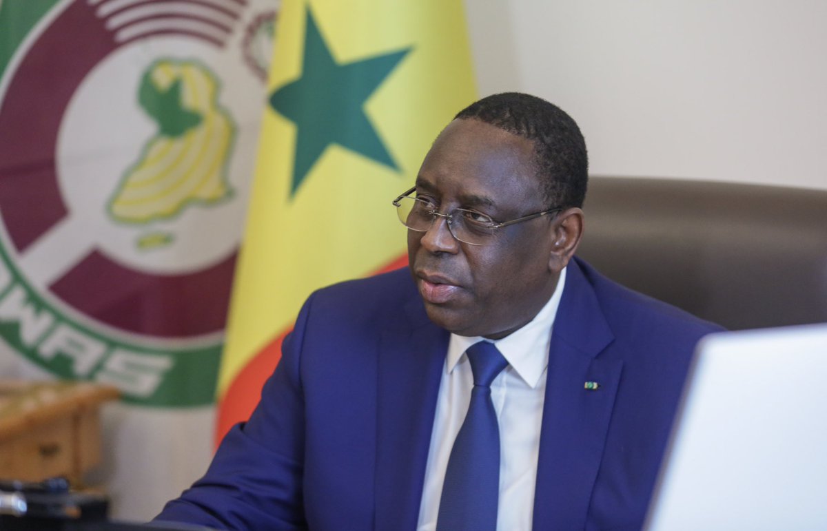 Macky_Sall's tweet photo. Je me réjouis des conclusions du sommet extraordinaire de la #CEDEAO de ce jour. Le Sénégal a été endossé comme candidat unique pour occuper le poste de Président en exercice de l’Union Africaine réservé à la CEDEAO sous-region ouest africaine pour la période 2022-2023. https://t.co/FC2aJiR0F8