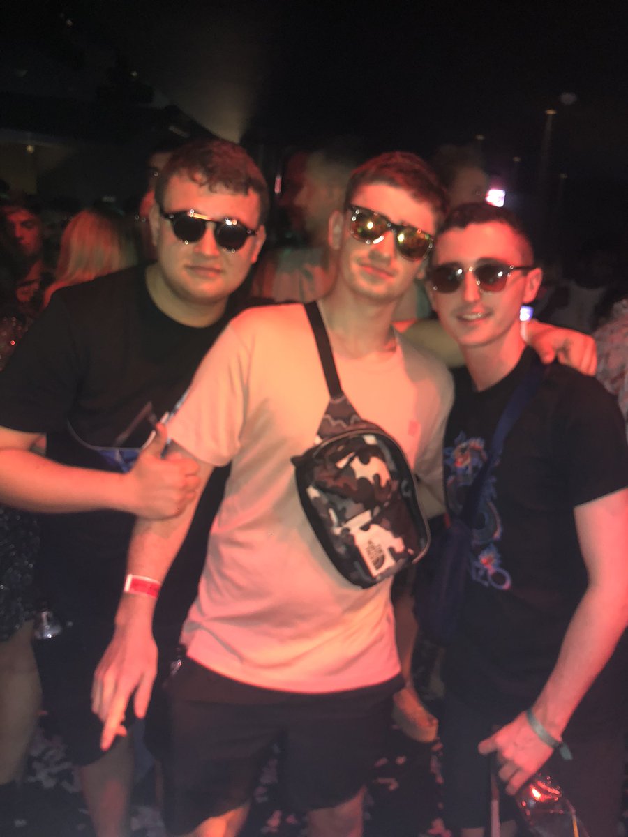 Gregor tweet media