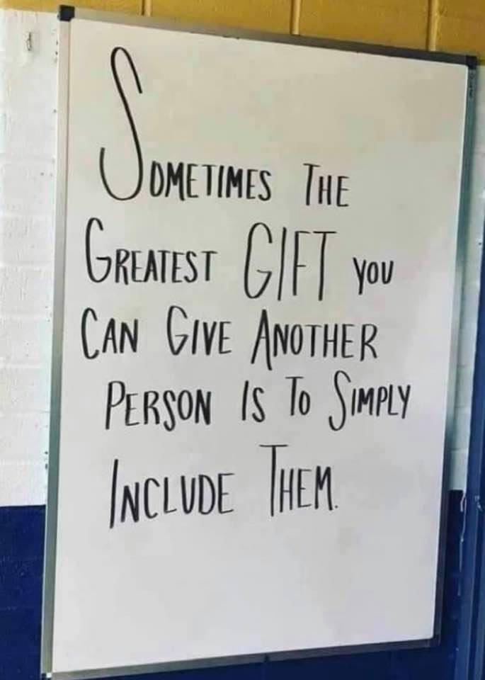 Miss Kelly tweet media