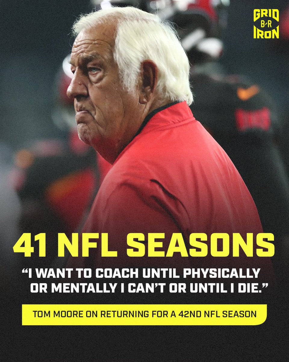 brgridiron's tweet photo. The Bucs have an 82-year-old assistant coach, Tom Moore.

Talk about a legend. https://t.co/KcFtDrT6JN