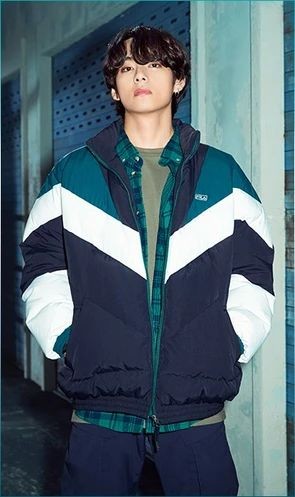 try to hold taehyung's gaze: a hot thread