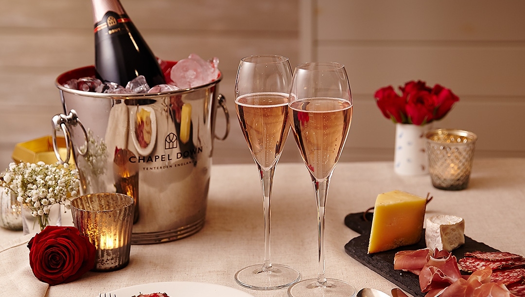 Show that special person exactly how much they mean to you by shopping our exclusive Valentine’s Collection, perfectly put together for your loved one. Click the link below to shop the range now.😍
-
l8r.it/9nc2