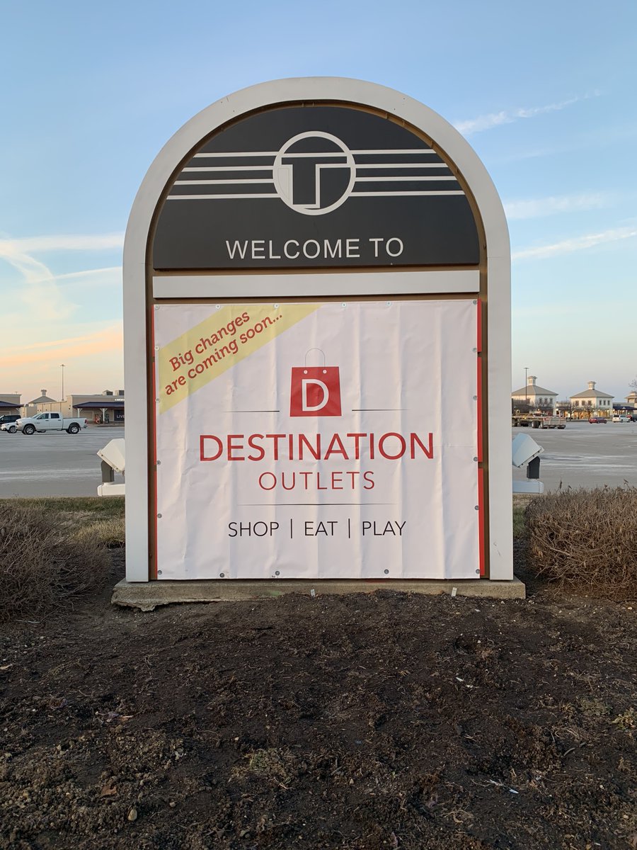 Destination Outlets tweet media
