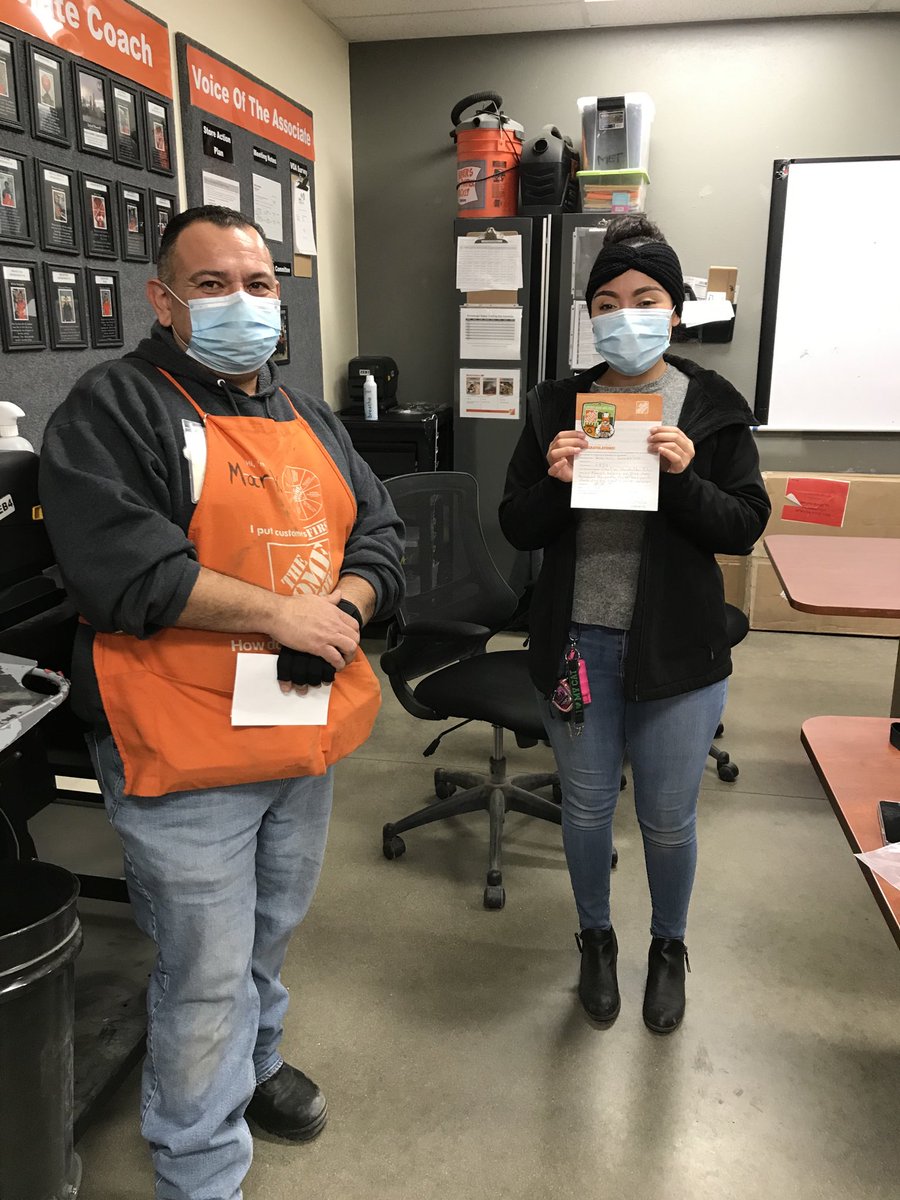 Great job Mark recognizing your associate Gabriela for her outstanding performance in our #1 sales dept Garden. Keep up the great work Gabriela.