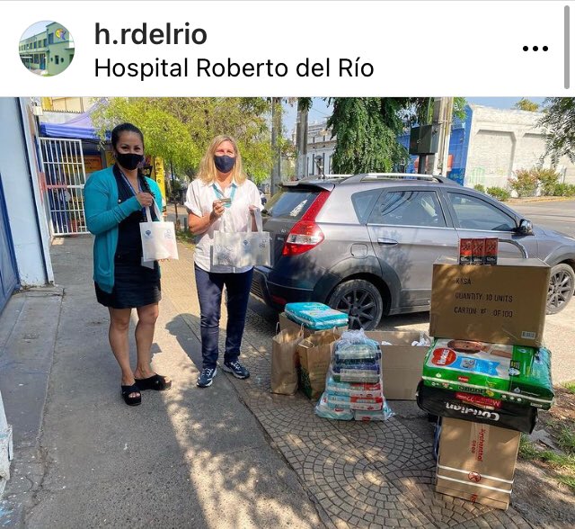 comjudiachile's tweet photo. Junto a @Bnaibrithchile aportamos artículos de aseo e higiene a pacientes de @Robertodelrio_ quienes también recibieron a parte de los menores del incendiado hospital #soterodelrio
.
.
.
#jesed #tikunolam #hospital #pacientes #solidaridad https://t.co/0bf0fl1CJo