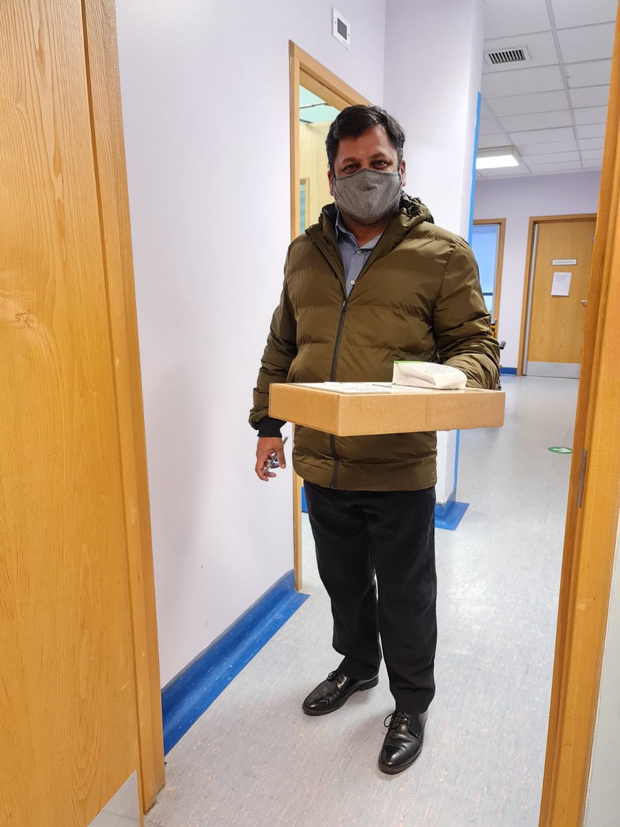 TICC-19 (@ticc_19) on Twitter photo Thank you Medical Move for so swiftly delivering medicines and sats probes to patients houses. We write prescriptions, RBH pharmacy and <a href="/LloydsPharmacy/">LloydsPharmacy</a> dispense meds, Medical Move couriers (below) arrive to deliver meds. Within an hour they're through the pts doors. Thank you Medical Move for so swiftly delivering medicines and sats probes to patients houses. We write prescriptions, RBH pharmacy and <a href="/LloydsPharmacy/">LloydsPharmacy</a> dispense meds, Medical Move couriers (below) arrive to deliver meds. Within an hour they're through the pts doors.