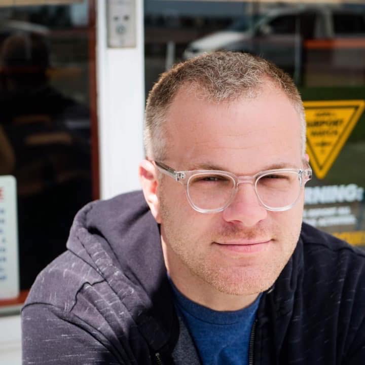 Over five years into recovery from a decade-long opioid addiction, Ryan Hampton has been rocketed to the center of America's rising addiction recovery advocacy movement.

Listen Here  pos.li/2hpdxz 

#recovery #addiction #addictionrecovery #Podernfamily #podcastHQ