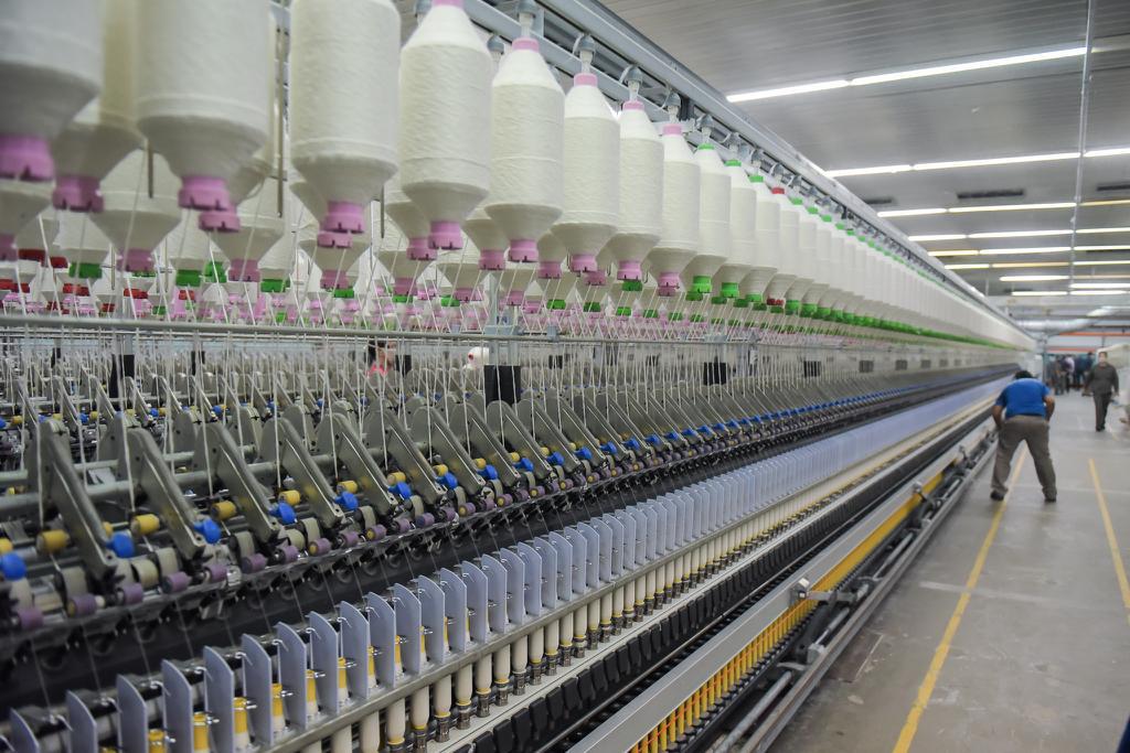 Quintela visitó la fábrica Ritex junto a funcionarios del Gobierno nacional