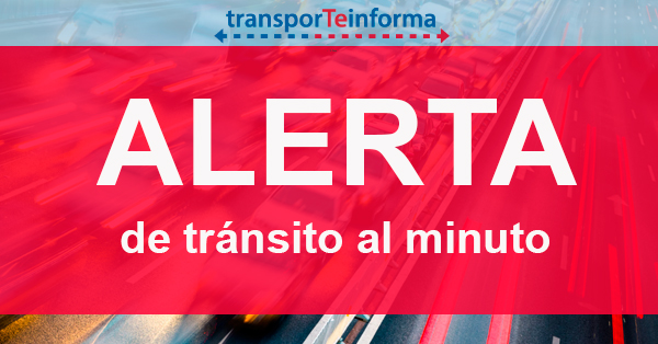 TTISantiago's tweet photo. 16:00 hrs.
⚠Atención⚠
⛔Cerrada la Ruta 5 al sur a la altura de Pedro Montt⛔, debido a procedimiento de emergencia por accidente. 
⚠Flujo es sacado a la caletera⚠ 
#Santiago. https://t.co/KQI2DEpJK4