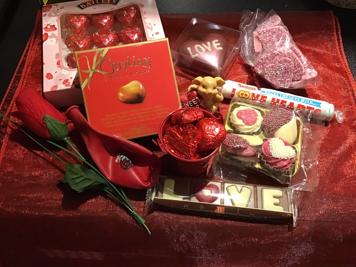 sweetthoughts20's tweet photo. Valentine’s Day 🌹❤️ pop over to our website, click and collect available or we can post to any UK address 🌹❤️💝 https://t.co/XKlv2qGLut