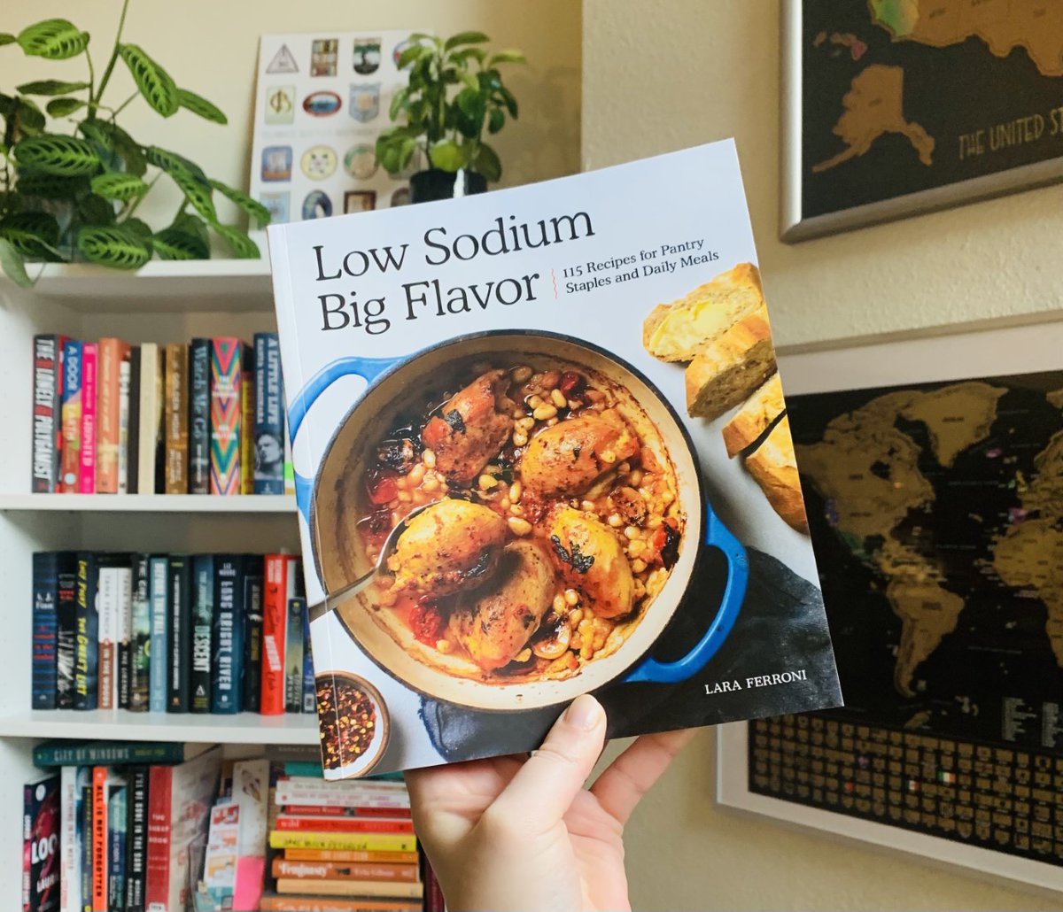 Happy #pubday Low Sodium, Big Flavor 🥳
Just in time for #HeartMonth this cookbook brings the flavor without all the salt. Homemade condiments, spice blends, dressings, cheeses, breads, and more! 
bit.ly/LowSodiumBigFl…