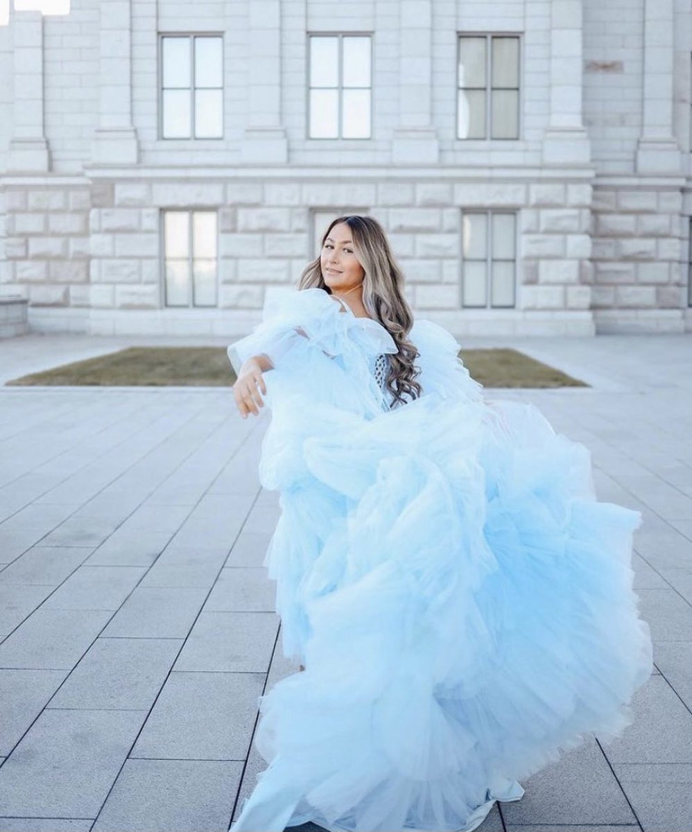 UtahGowns's tweet photo. Love this momma shoot 🤰🏻😍 #utah #utahdressrental #utahdressrentals #utahrentals #utahmodel #utahphotography #bridalwear #utahgowns #utahmodeling #utahfashion #utahphoto #utahphotoshoot #utahphotographer #utahmakeupartist #utahpromrental #utahbridalwear #photography #art https://t.co/rXtvabYXSQ