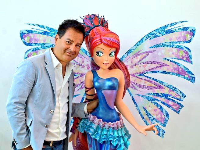 Иджинио страффи. Создатель винкс. Иджинио страффи о винкс. Иджинио страффи жена. Иджинио страффи о винкс.