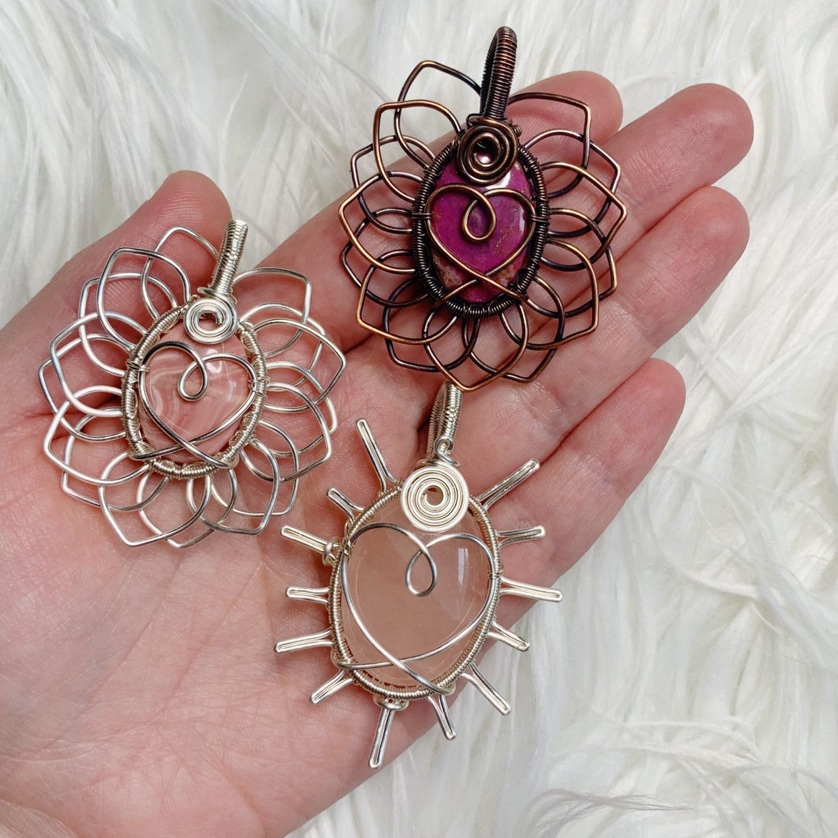mildhippie's tweet photo. I made heart pendants 🌞💗🌻

coming to my shop february 5th 4pm est https://t.co/ORn3x4rLyP