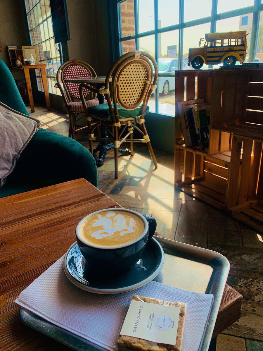 New_Riyadh_'s tweet photo. @AbdullahCoffee @afnan_tjarb @firstashreen لي ٣ ايام علقت على كوفي تيل @cafe_tale https://t.co/JuFCPhdiL5